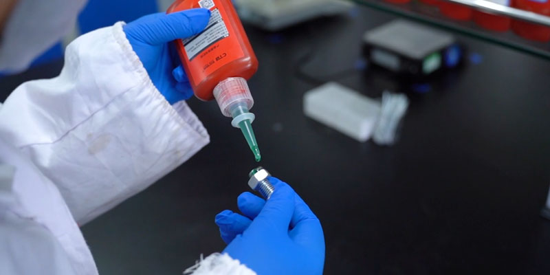 缸盖螺丝高温老是松,到底用哪种螺丝胶? 缸盖螺丝高温老是松,到底用哪种螺丝胶?